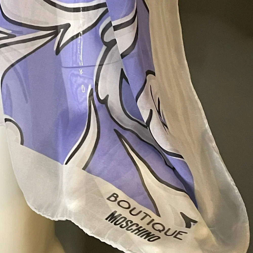 Gorg Moschino Boutique Sheer Silk Scarf Lilac Print Large 15 x 60 In Exc Cond